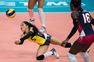 brenda castillo reinas voli seleccion