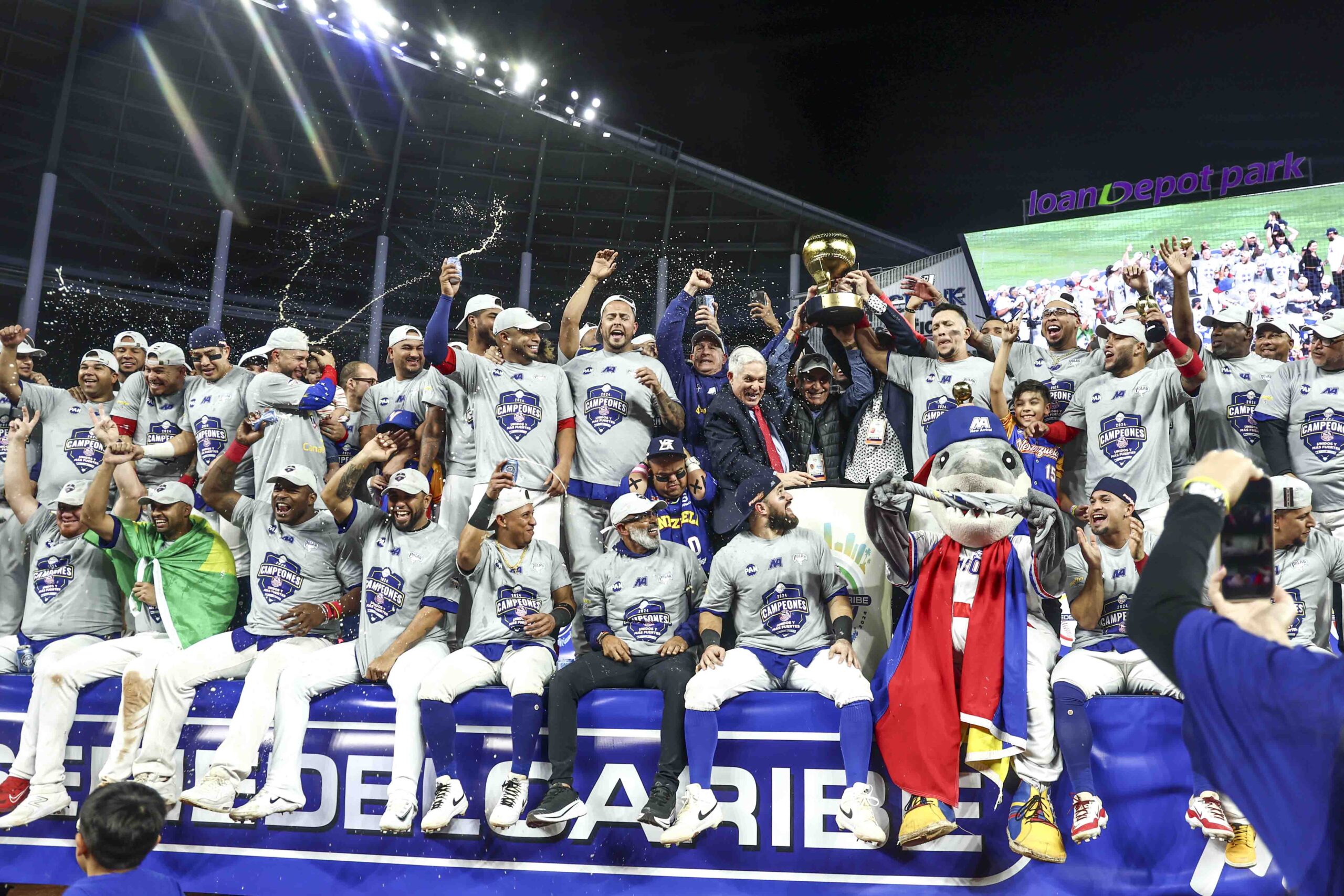 Tiburones de Venezuela campeones de la Serie del Caribe 2024 en Miami ...
